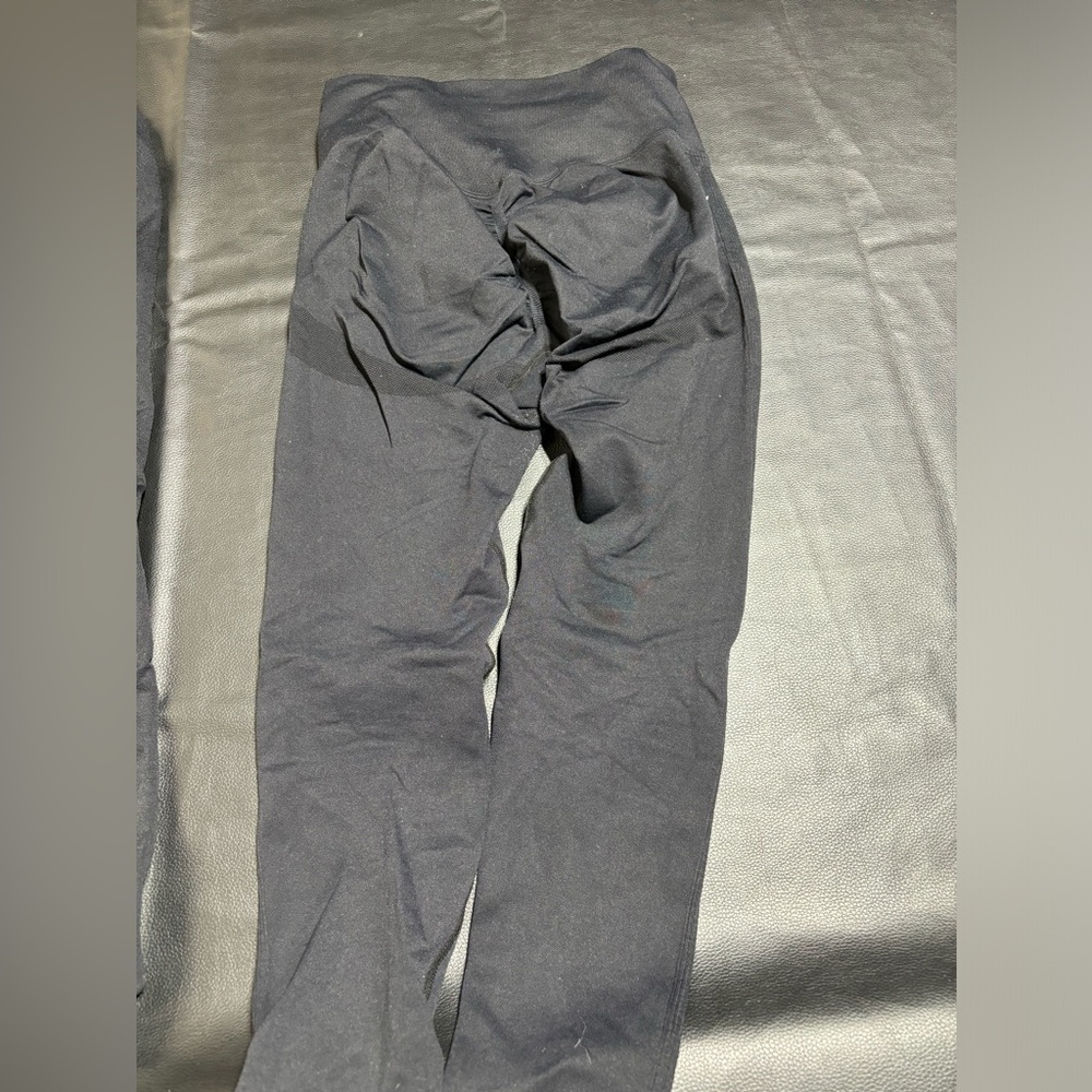 Butt scrunch leggings